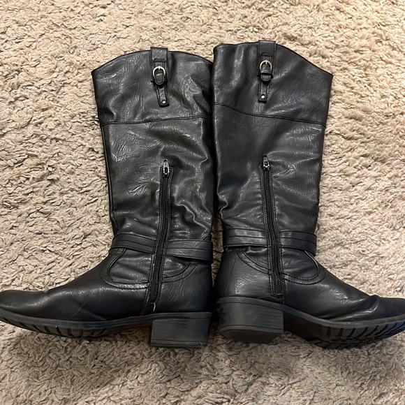 {Xhilaration} Tall black boots - Picture 6 of 6